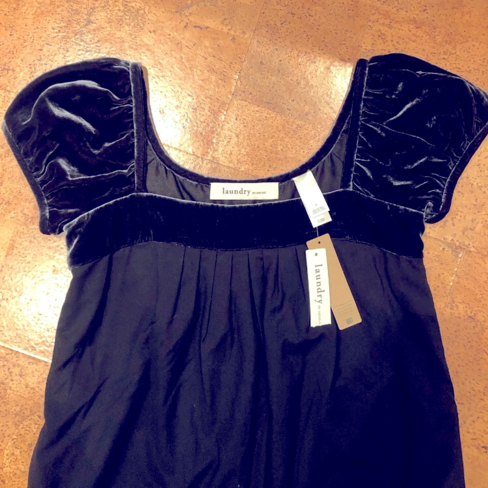 NWT Laundry by Design Dress size 6 - has pockets!